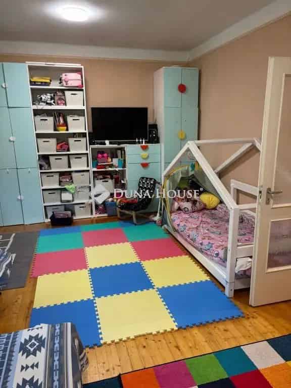 Ház Kiadó , Budakeszi járás, Közép-Magyarország