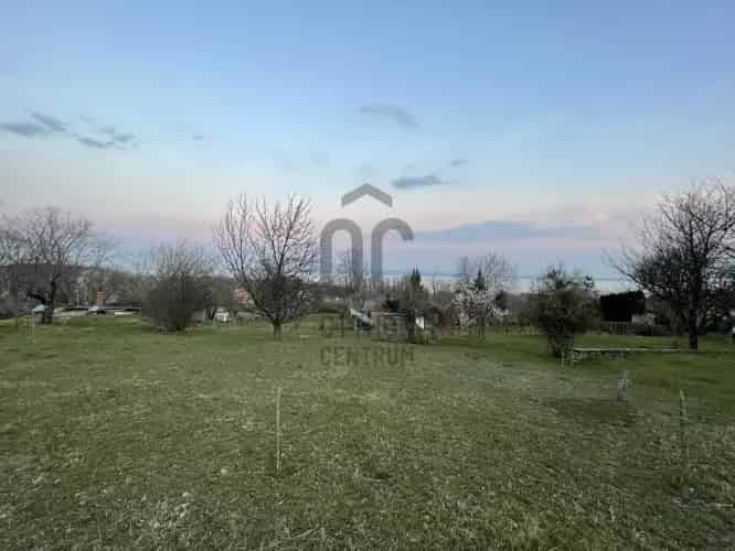 Ábrahámhegyi eladó telek, T035521
