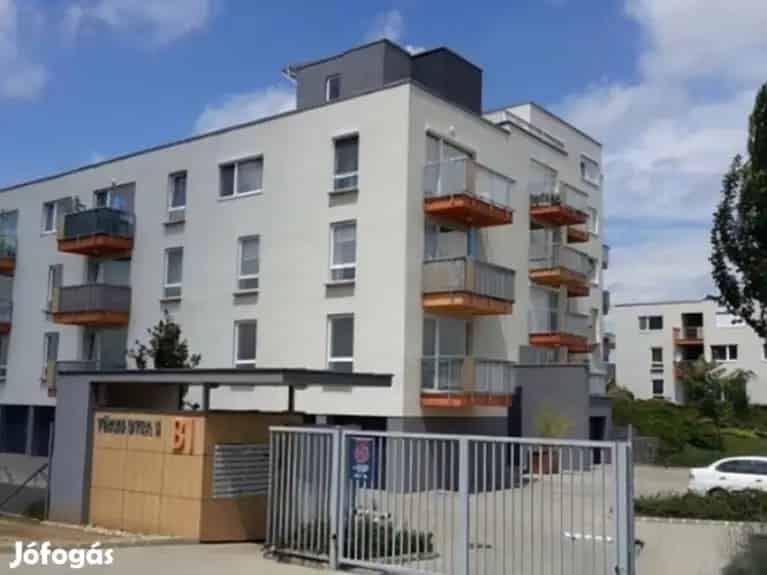 Zárt felszíni parkoló - Eladó - Nyíregyháza, Garázs - Jófogás Ingatlan