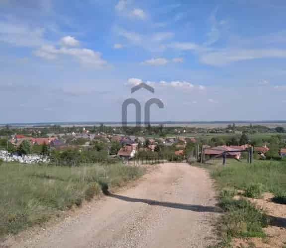 Pákozdi eladó telek, T035928