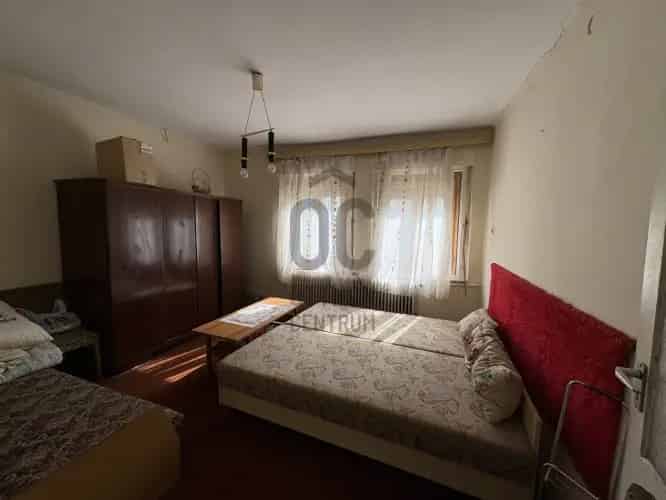 Tabi eladó családi ház, H504403