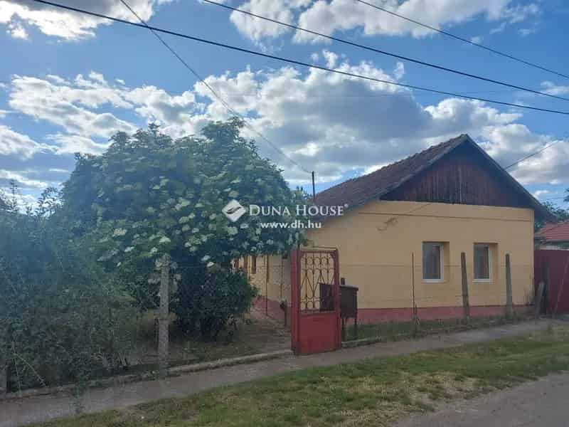 Ház Eladó , Szolnok, Alföld és Észak