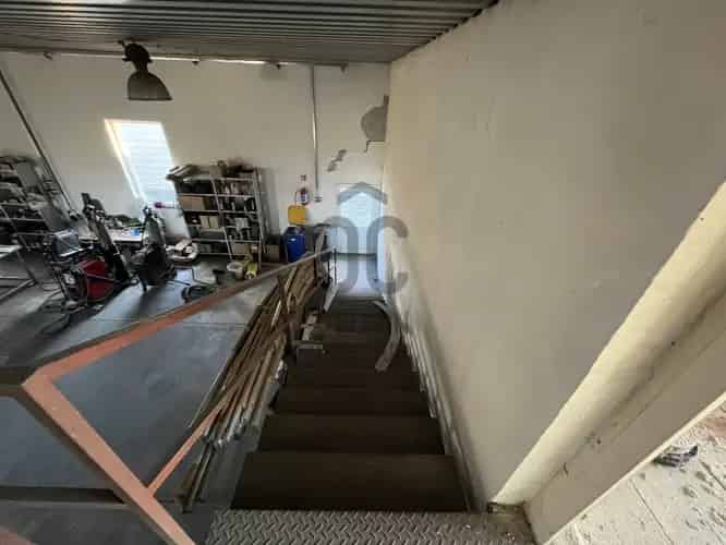 Hartai eladó kereskedelmi ingatlan, UZ018056