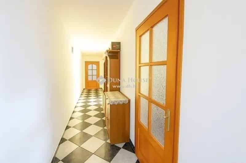 Ház Kiadó , Budakeszi járás, Közép-Magyarország