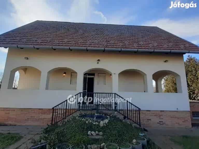 Siófoki eladó 120 nm-es ház - Siófok, Nyaralók, üdülők - Jófogás Ingatlan