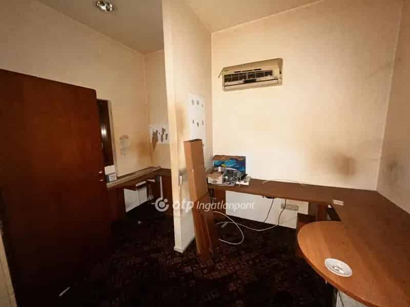 Üzleti célú Kiadó , Szolnoki járás, Alföld és Észak