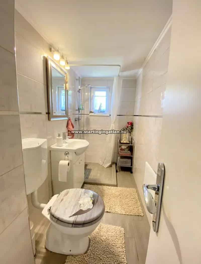 Ház Kiadó , Budapest, Közép-Magyarország