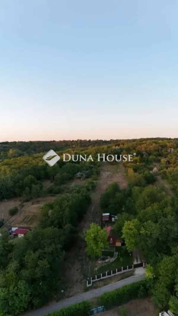 Telek Kiadó , Gödöllői járás, Közép-Magyarország