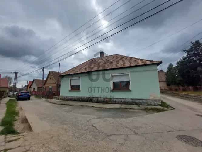 Nagymányoki eladó családi ház, H500105