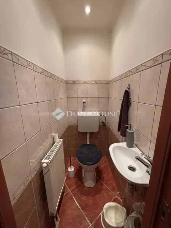Ház Kiadó , Tatabányai járás, Dunántúl