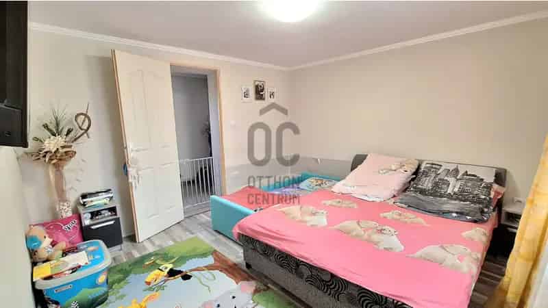 Decsi eladó családi ház, H497386