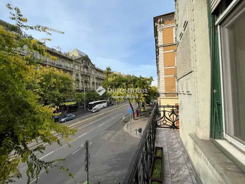 Ház Kiadó , Budapest, Közép-Magyarország