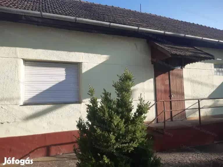 177 nm-es Üzlethelyiség Eladó Jászdózsán