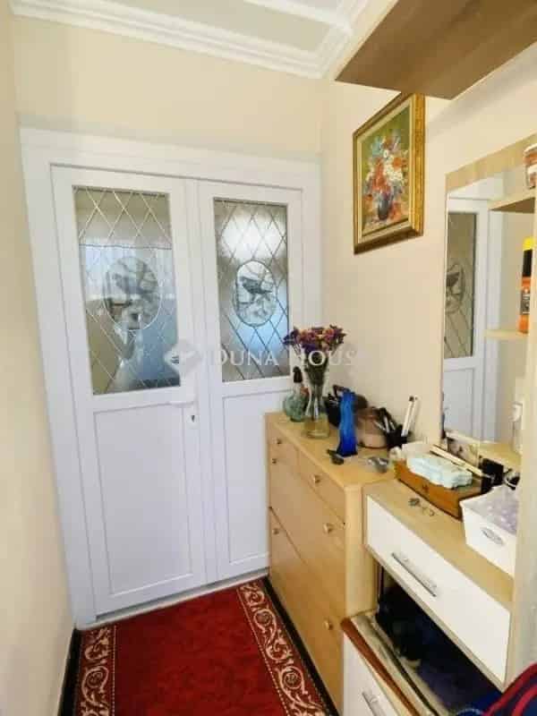 Felujitott 3 szoba Monoron - Klima, Gazfutes, Rendezett Udvar