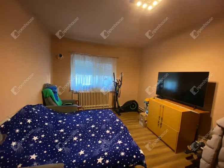 Ház Kiadó , Győri járás, Dunántúl