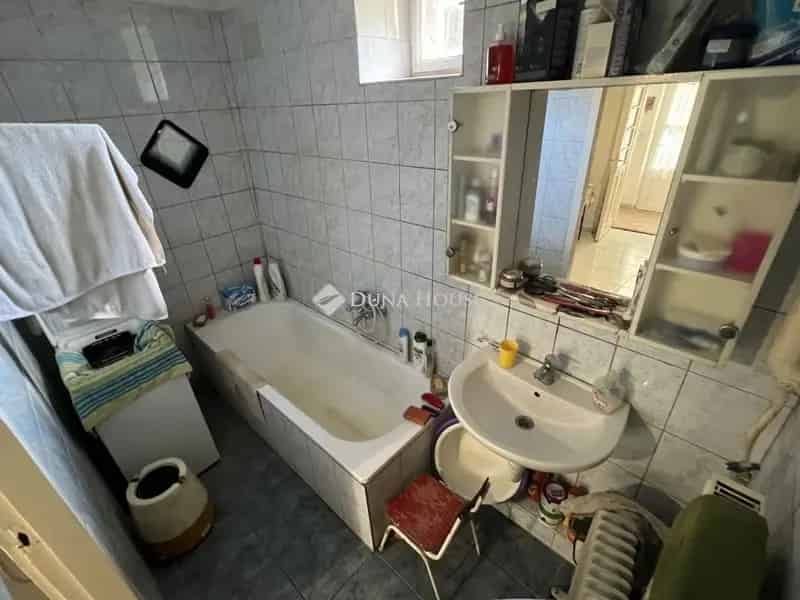 Ház Kiadó , Móri járás, Dunántúl