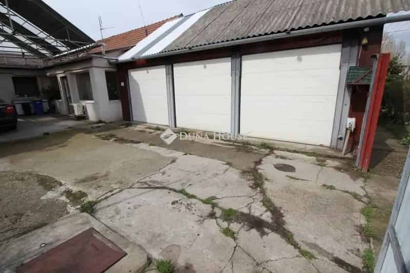 Családi ház eladó Kecskemét Muszályban 3 állásos garázzsal