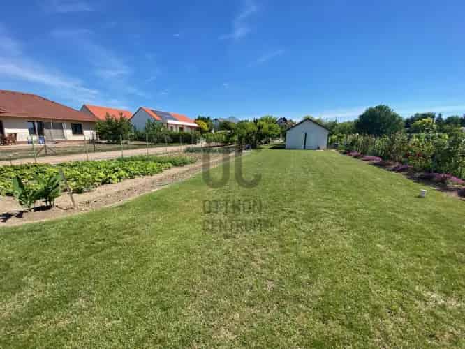 Balatonfüredi eladó telek, T039496