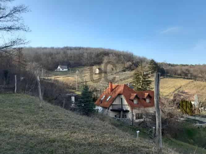 Szekszárdi eladó telek, T039668