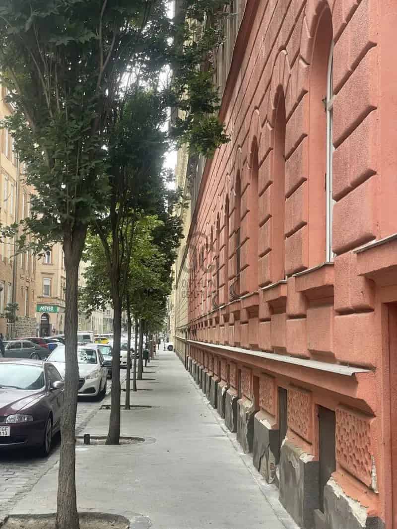 Lakás Kiadó , Budapest, Közép-Magyarország