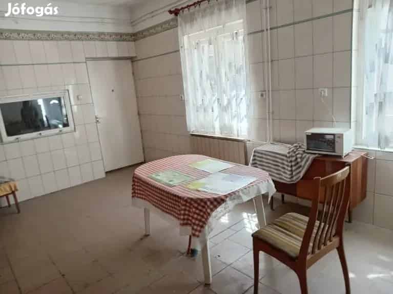 Üzlethelyiség Romhány - Romhány, Iroda, üzlethelyiség, ipari ingatlan - Jófogás Ingatlan