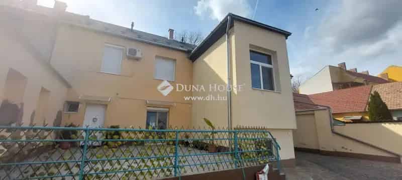 Ház Eladó , Dombóvár, Dunántúl