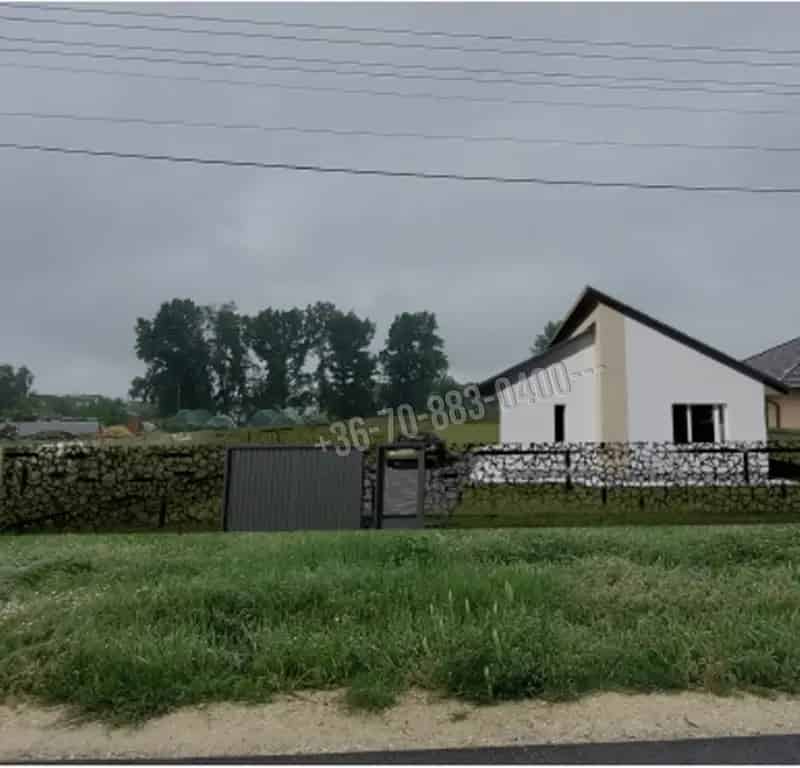 Ház Kiadó , Dabasi járás, Közép-Magyarország
