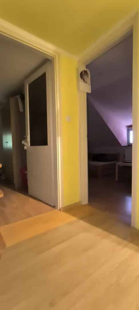 Telek Kiadó , Érdi járás, Közép-Magyarország