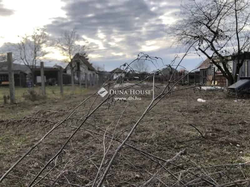 Telek Eladó , Esztergom, Dunántúl