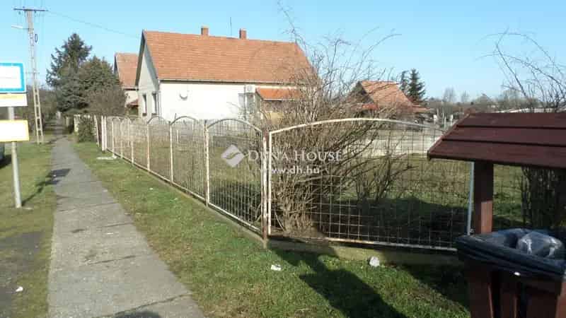 Telek Eladó , Tiszaszőlős, Alföld és Észak