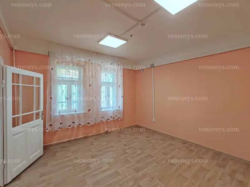 FELÚJÍTOTT AZONNAL KÖLTÖZHETŐ 4 SZOBÁS CSALÁDI HÁZ ELADÓ SIROKI VÁR PANORÁMÁVAL