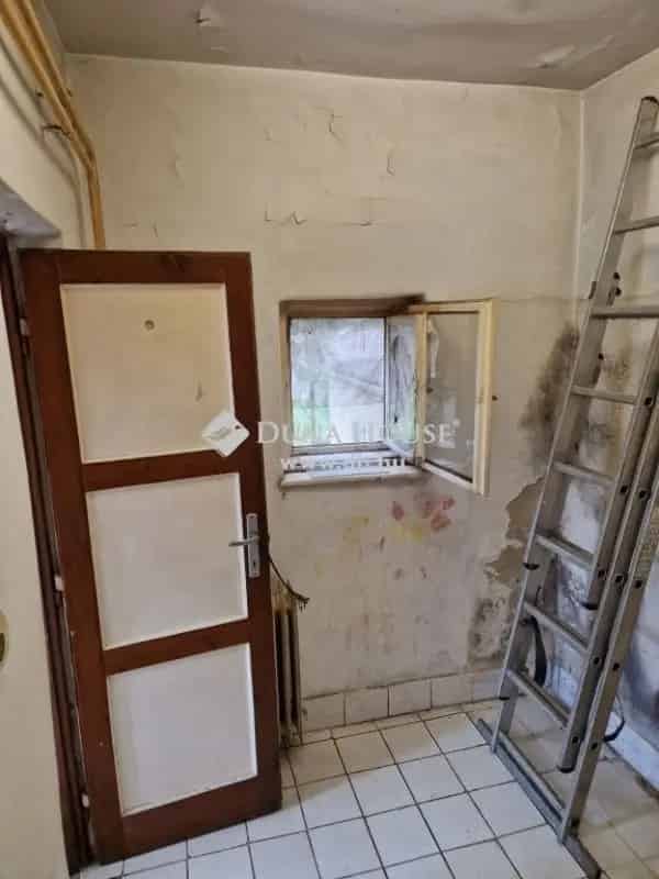 Felujítandó 60 m2-es ház Budapest 19 kerületben 356 m2-es telken
