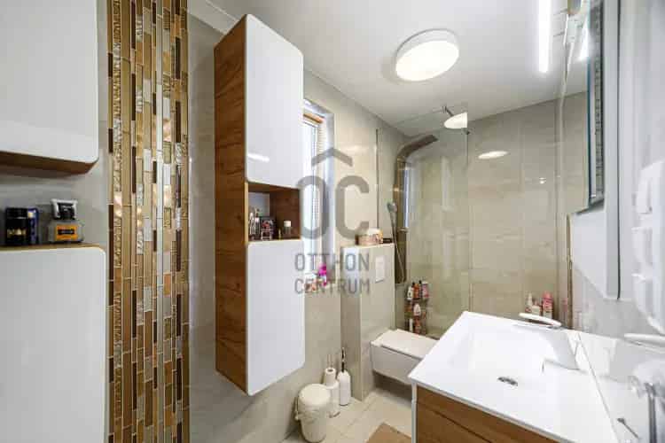 Budapest XVI. kerületi eladó lakás, DLK013390