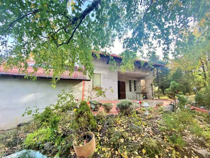 A nyugalom szigete Lovasberényben! Egy lehetőségekkel teli ház, mesés környezetben, mesés panorámával!