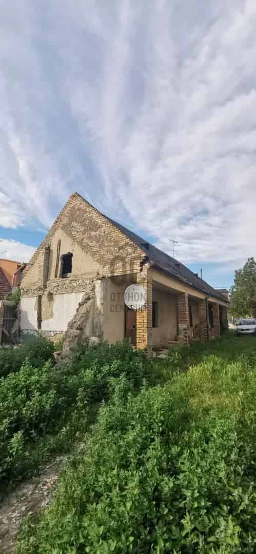 Ház Kiadó , Komáromi járás, Dunántúl