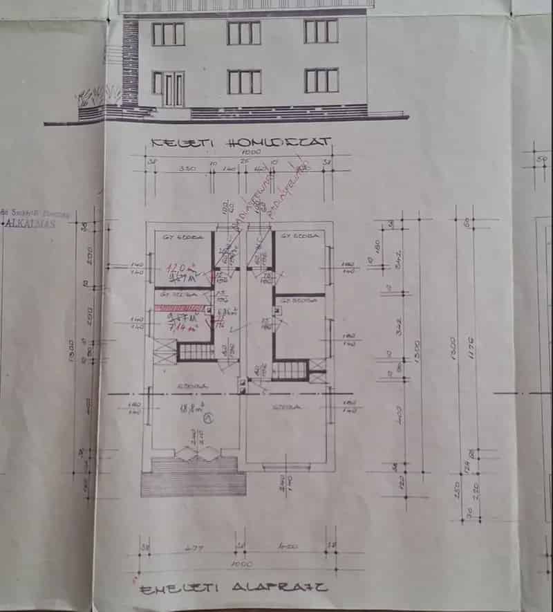Ikerház eladó Vonyarcvashegyen 176nm 1068nm telekkel