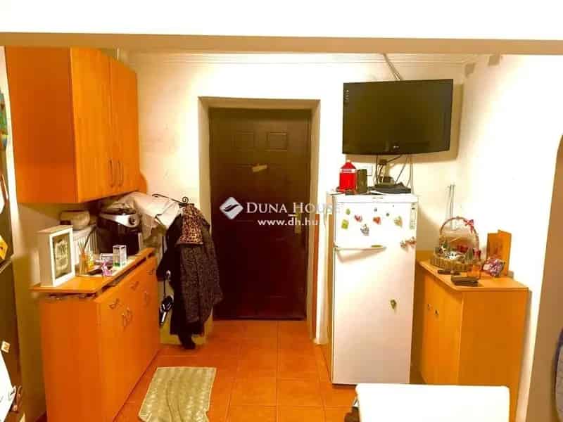 Ház Kiadó , Bicskei járás, Dunántúl