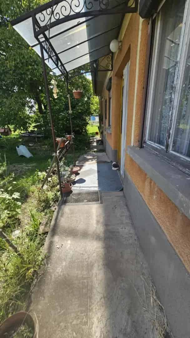 Ház Kiadó , Monori járás, Közép-Magyarország