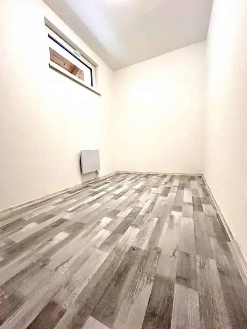 Ház Kiadó , Komáromi járás, Dunántúl