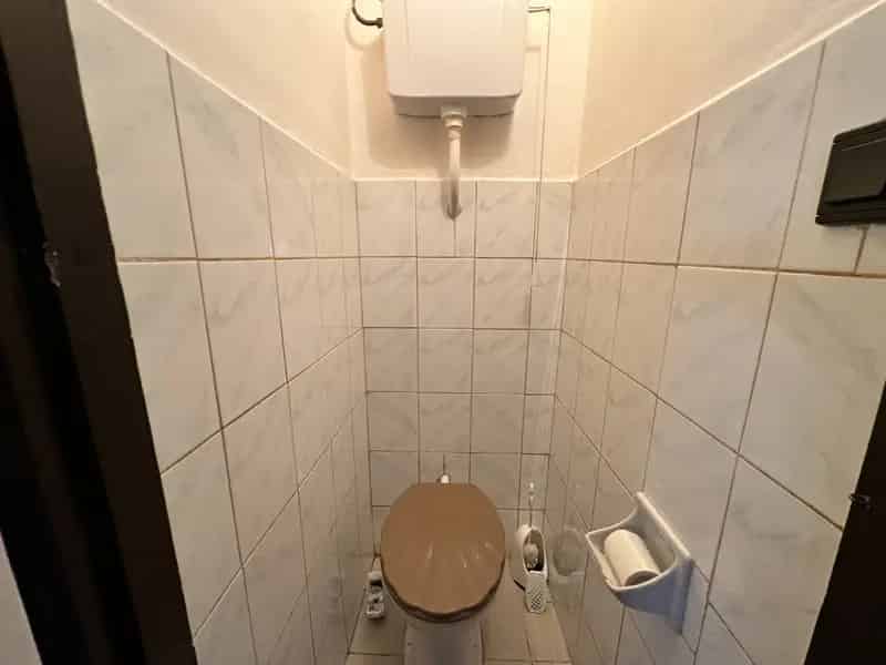 Ház Kiadó , Budapest, Közép-Magyarország
