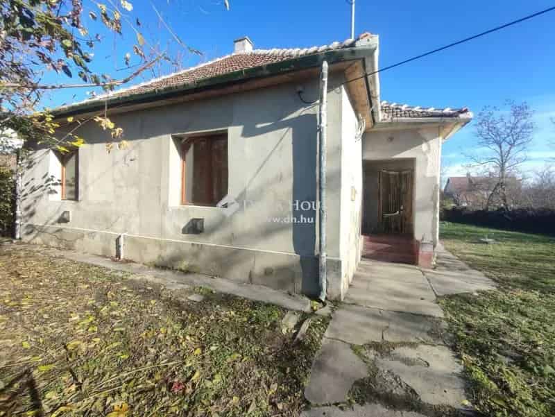 Ház Eladó , Poroszló, Alföld és Észak