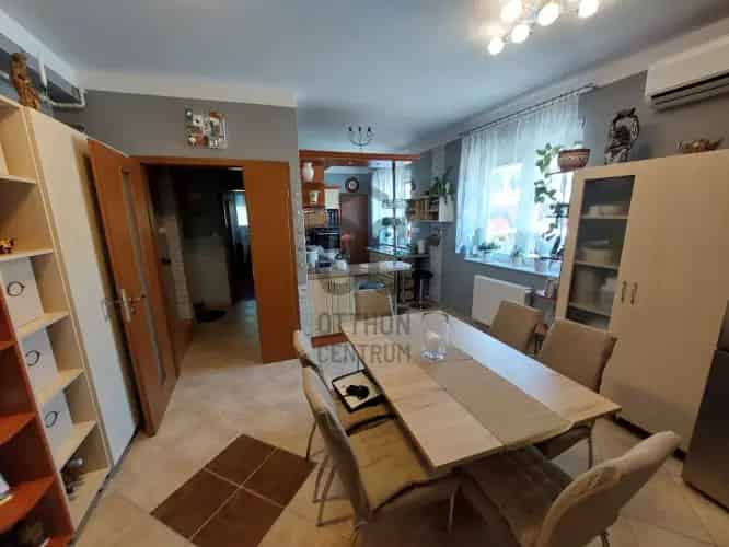 Budapest XVIII. kerületi eladó ikerház, H504306