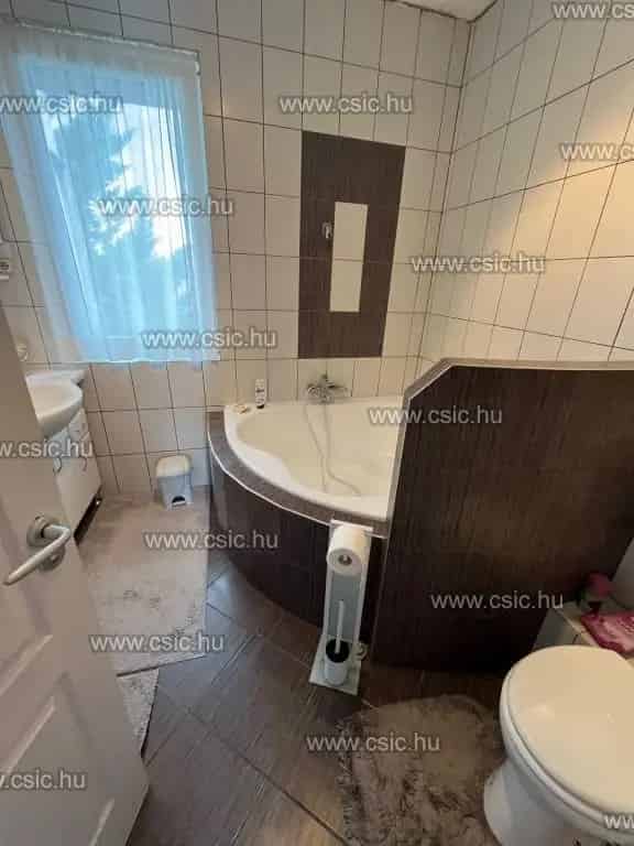 Lakás Kiadó , Budapest, Közép-Magyarország