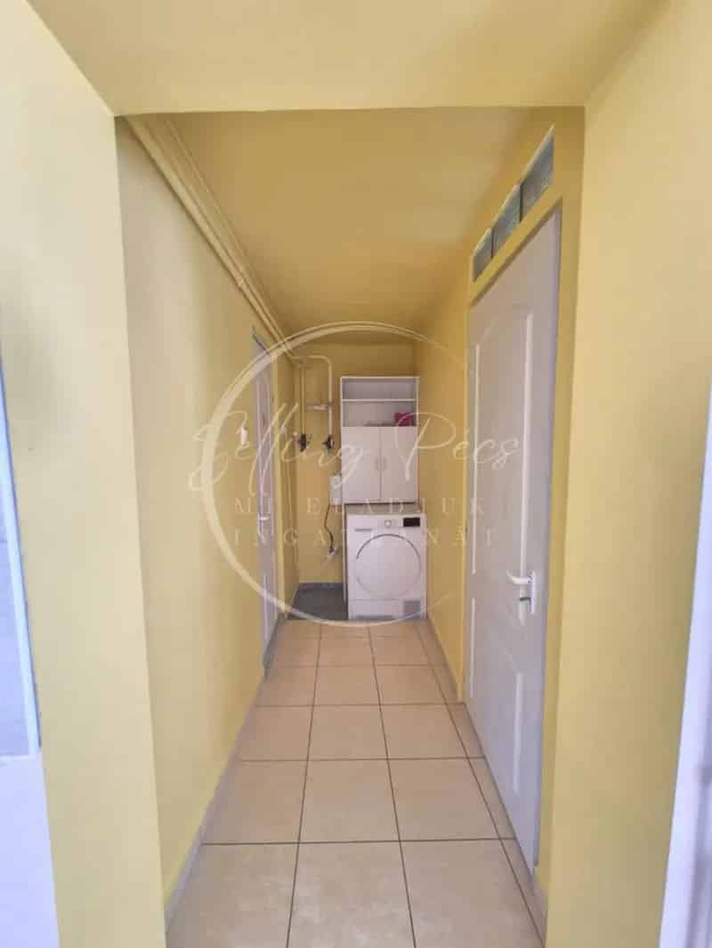 Ház Kiadó , Komlói járás, Dunántúl