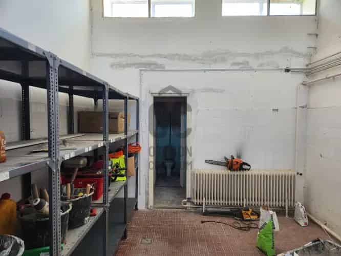 Szekszárdi kiadó kereskedelmi ingatlan, UZ018375