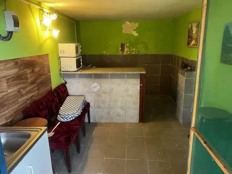 Ház Kiadó , Székesfehérvári járás, Dunántúl