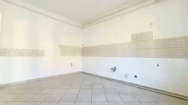 Budapest XXII Kerulet 200 nm-es 2 Lakreszes Haz