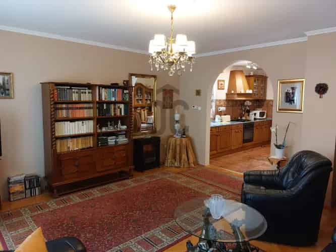Székesfehérvári eladó családi ház, DHZ064720