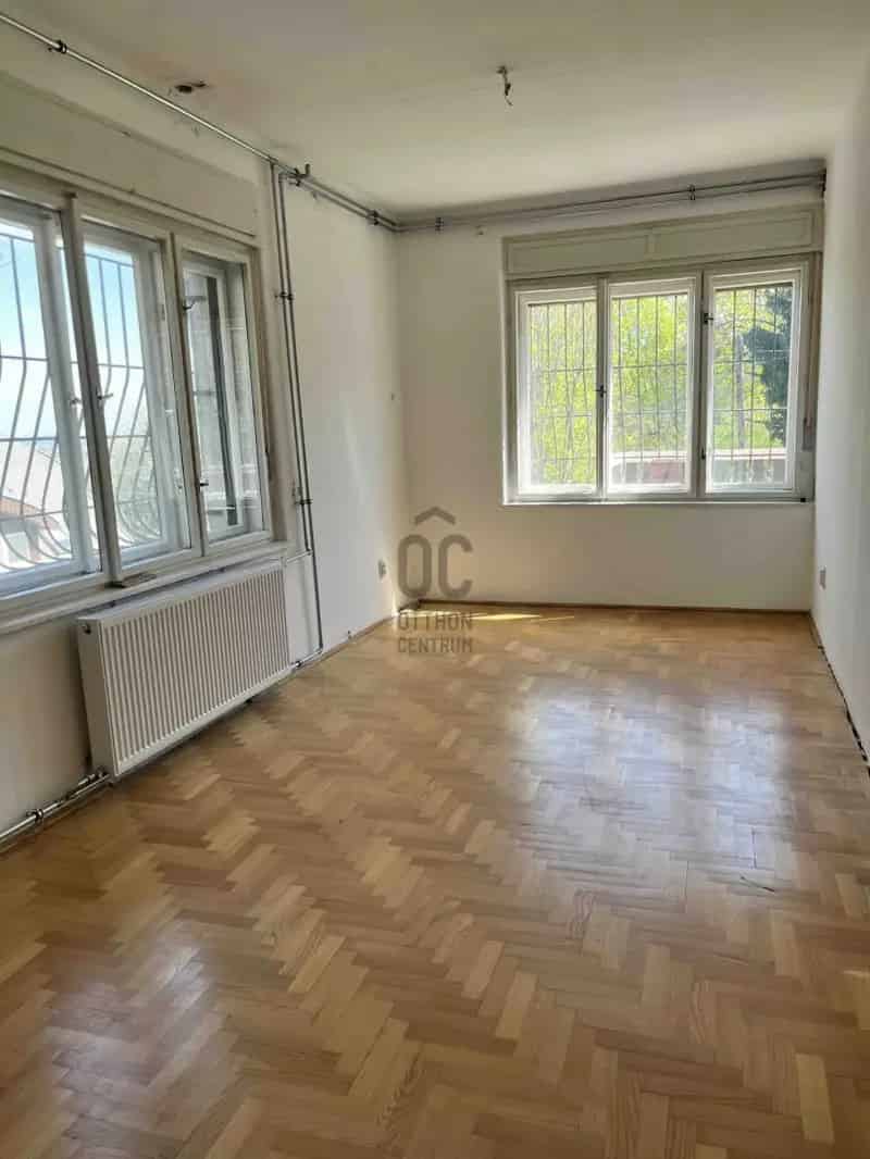 Lakás Kiadó , Budapest, Közép-Magyarország