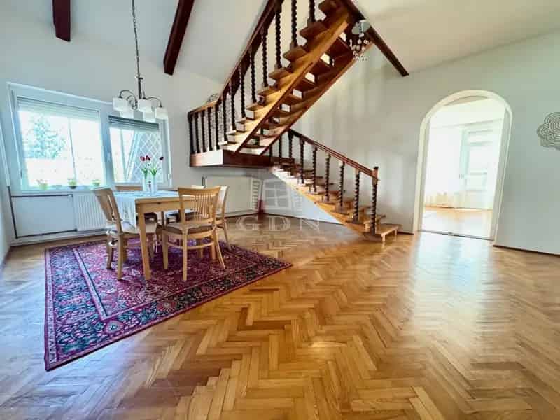 Ház Kiadó , Balatonfüredi járás, Dunántúl